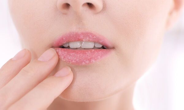 lip scrub