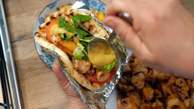 nistisimo souvlaki me kalamarakia2