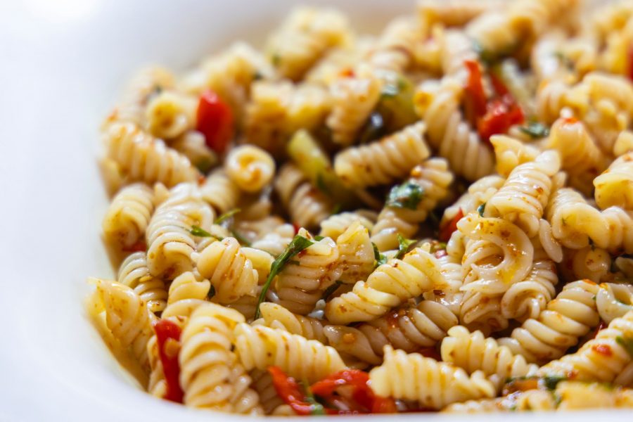 salata-me-zumarika.jpg