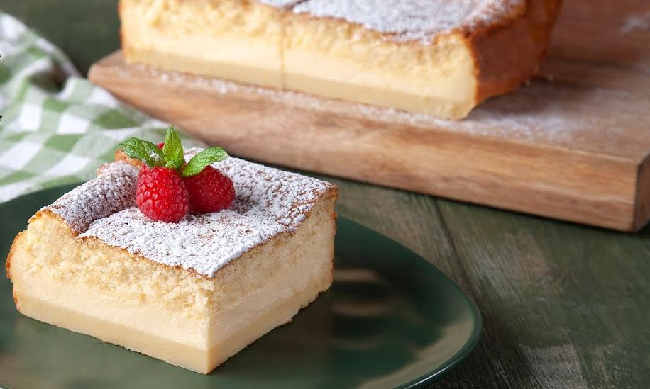 Magic cake: Το ιδιαίτερο κέικ του Άκη με τραγανή βάση και παντεσπάνι