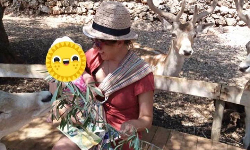 Κλέλια Ρένεση: «Το μυαλό μου κρύβεται, δεν μου απαντάει» - Ο απολαυστικός διάλογος με την κόρη της